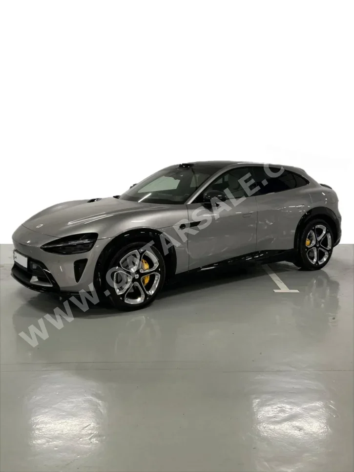 Xiaomi  YU7  Max  2026  Automatic  200 Km  0 Cylinder  Four Wheel Drive (4WD)  Coupe / Sport  Gray