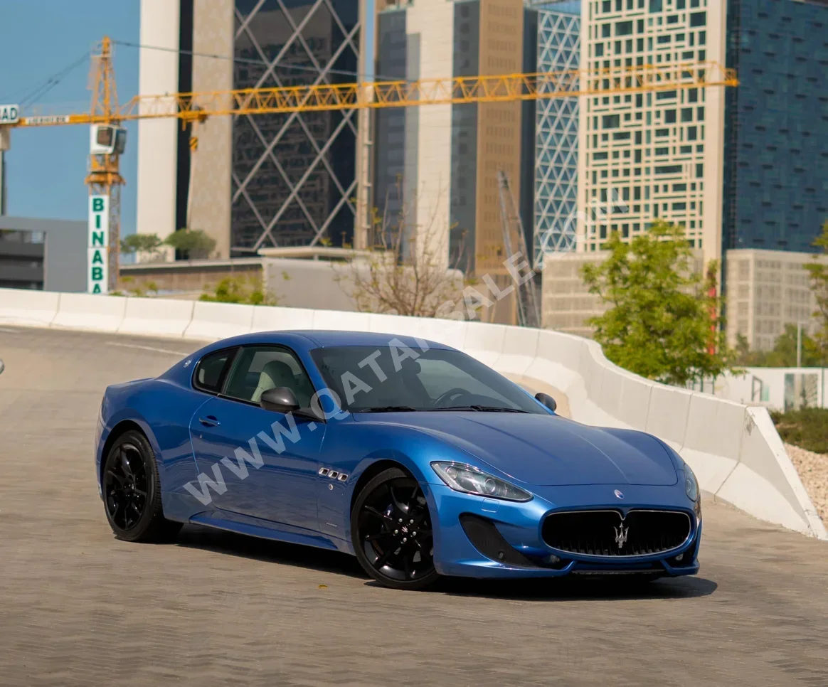 مزاراتي  جرانتوريزمو  اس  2013  اوتوماتيك  78,000 كم  6 سلندر  دفع كلي مستمر  اس يو في  ازرق  تحت الضمان