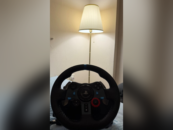 ملحقات اجهزة العاب الفيديو عجلة القيادة مع مغير السرع - سوني - بلاي ستيشن 5 - أسود