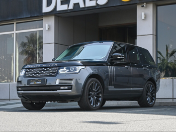 Land Rover  Range Rover  Vogue Autobiography SV  2016  Automatic  114,000 Km  8 Cylinder  All Wheel Drive (AWD)  SUV  Black and Gray
