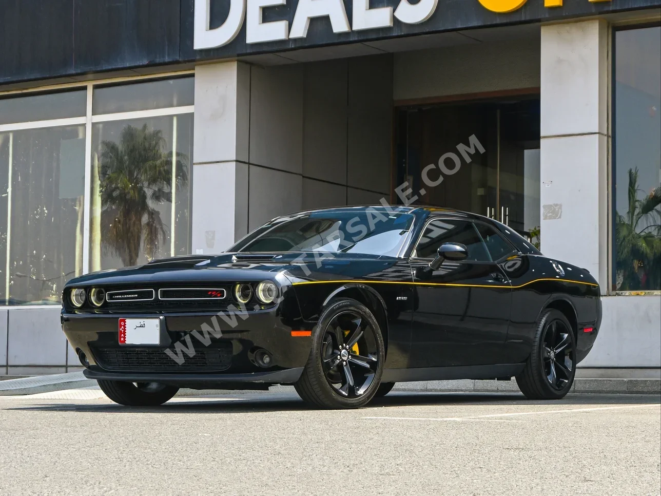 Dodge  Challenger  2016  Automatic  46,000 Km  8 Cylinder  Rear Wheel Drive (RWD)  Coupe / Sport  Black