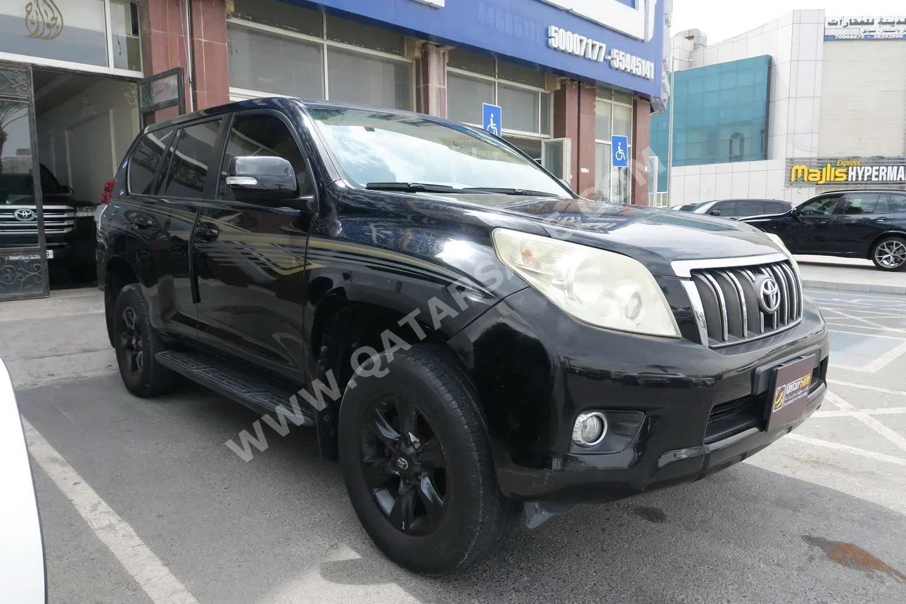 Toyota Prado 2013 Automatic 200,000 Km 4 Cylinder Four Wheel Drive (4WD) SUV Gray