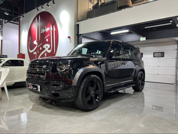 لاند روفر  ديفيندر  110 اكس داينمك  2023  اوتوماتيك  74,000 كم  6 سلندر  دفع رباعي  اس يو في  أسود  تحت الضمان