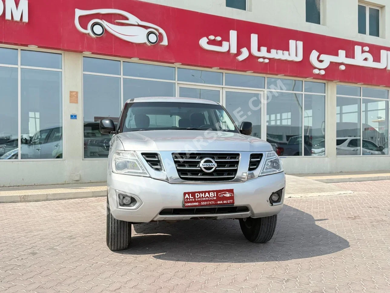 نيسان  باترول  أكس أي  2014  عادي  315,000 كم  6 سلندر  دفع رباعي  اس يو في  فضي