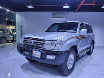 تويوتا  لاند كروزر  جي اكس  2007  اوتوماتيك  368,000 كم  6 سلندر  دفع رباعي  اس يو في  فضي