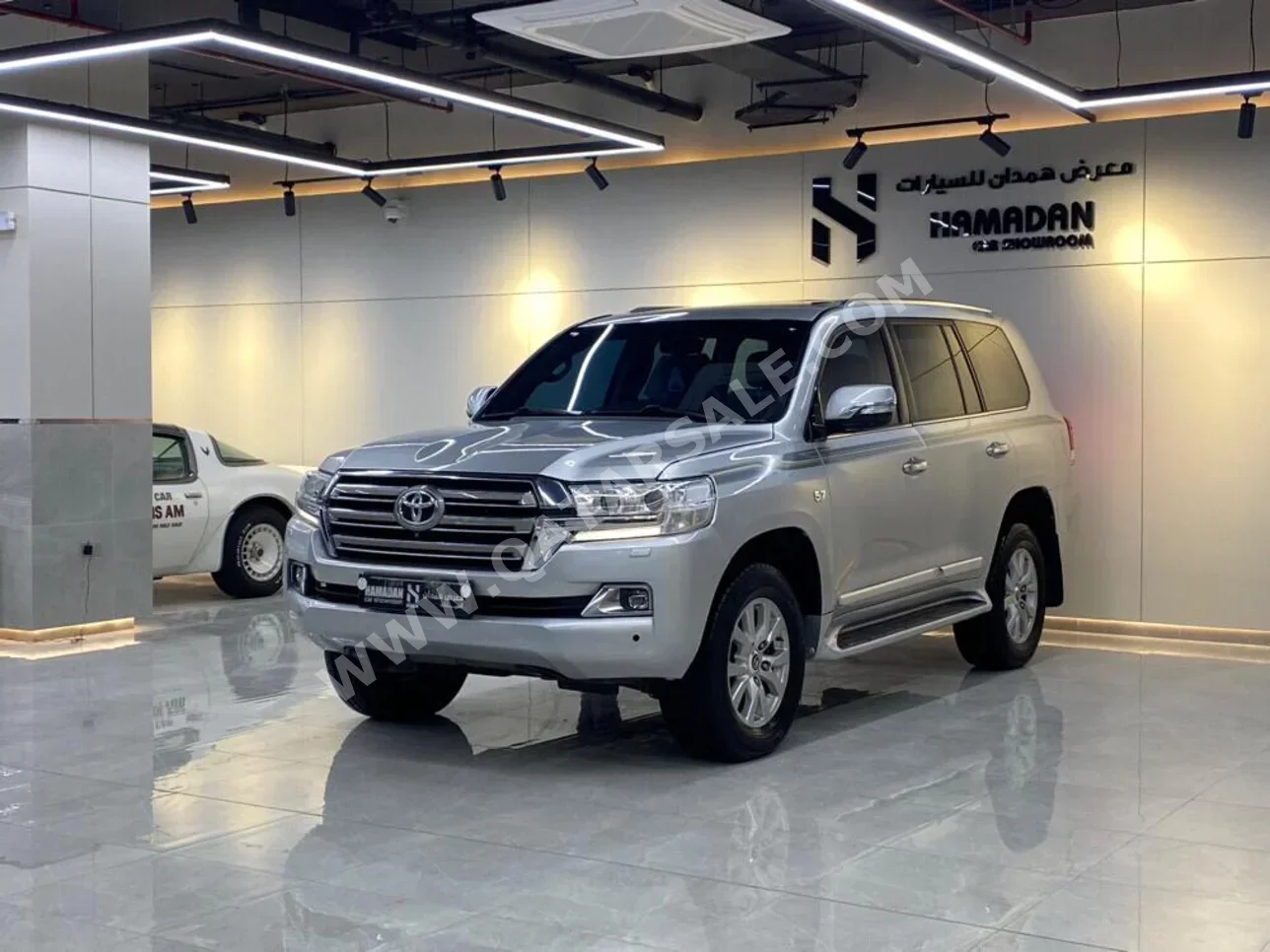 تويوتا  لاند كروزر  في اكس ار  2019  اوتوماتيك  264,000 كم  8 سلندر  دفع رباعي  اس يو في  فضي