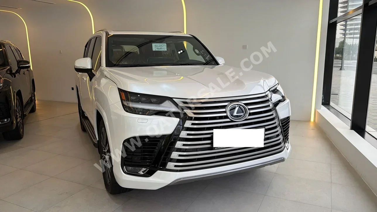 Lexus  LX  600 Luxury  2026  Automatic  0 Km  6 Cylinder  Four Wheel Drive (4WD)  SUV  White  With Warranty