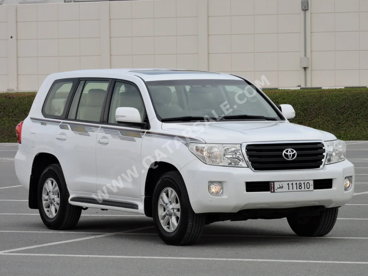 Toyota  Land Cruiser  GX  2015  Automatic  143,000 Km  6 Cylinder  Four Wheel Drive (4WD)  SUV  White
