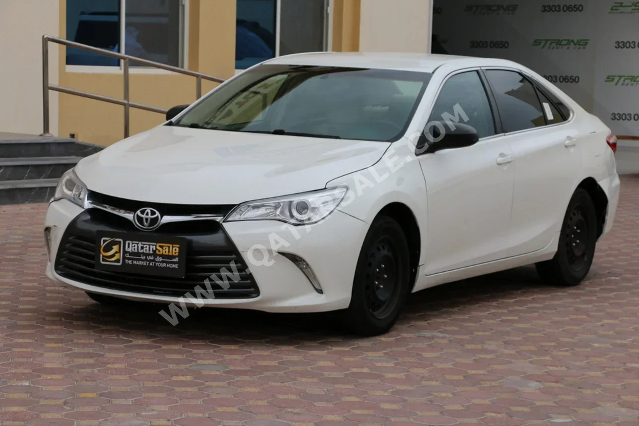 Toyota  Camry  GL  2016  Automatic  187,000 Km  4 Cylinder  Front Wheel Drive (FWD)  Sedan  Pearl