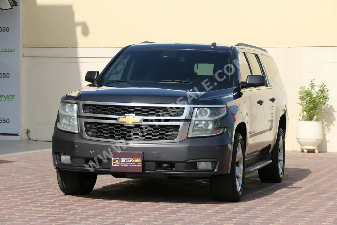 Chevrolet  Suburban  LT  2018  Automatic  182,000 Km  8 Cylinder  Four Wheel Drive (4WD)  SUV  Gray
