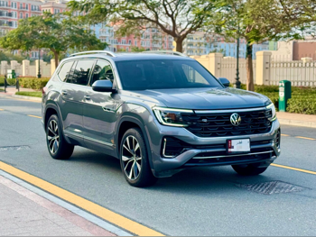 فوكس واغن  تيراماونت  ار لاين  2024  اوتوماتيك  45,000 كم  6 سلندر  دفع رباعي  اس يو في  رمادي  تحت الضمان