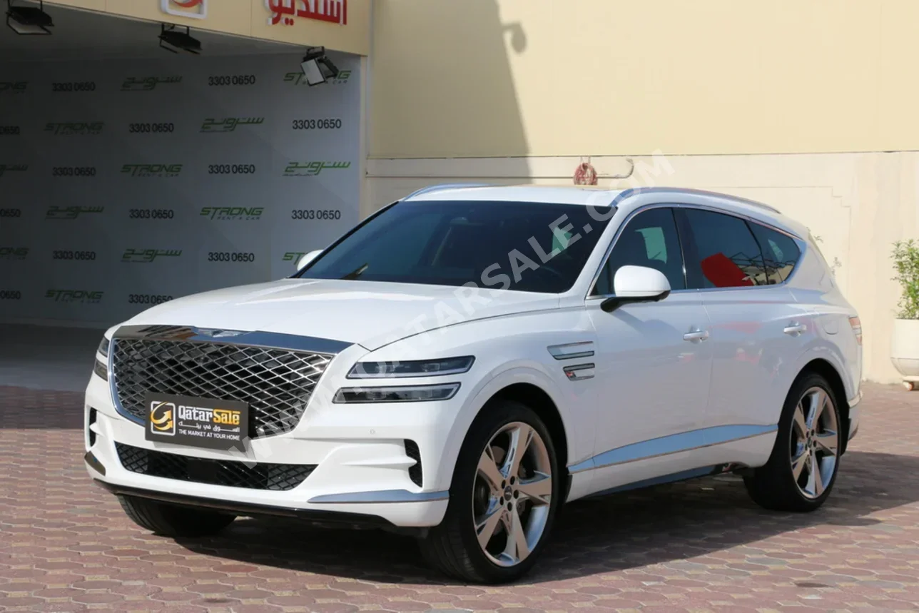Genesis  GV 80  2023  Automatic  31,000 Km  6 Cylinder  Four Wheel Drive (4WD)  SUV  White  With Warranty