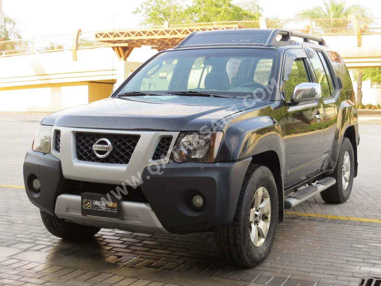Nissan  Xterra  2009  Automatic  440,000 Km  6 Cylinder  SUV  Black