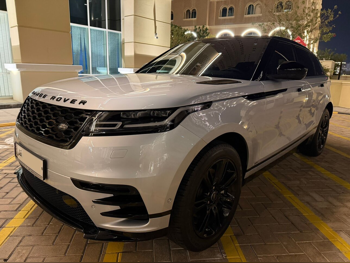 Land Rover  Range Rover  Velar SE R- Dynamic  2021  Automatic  39,000 Km  4 Cylinder  Four Wheel Drive (4WD)  SUV  Silver  With Warranty