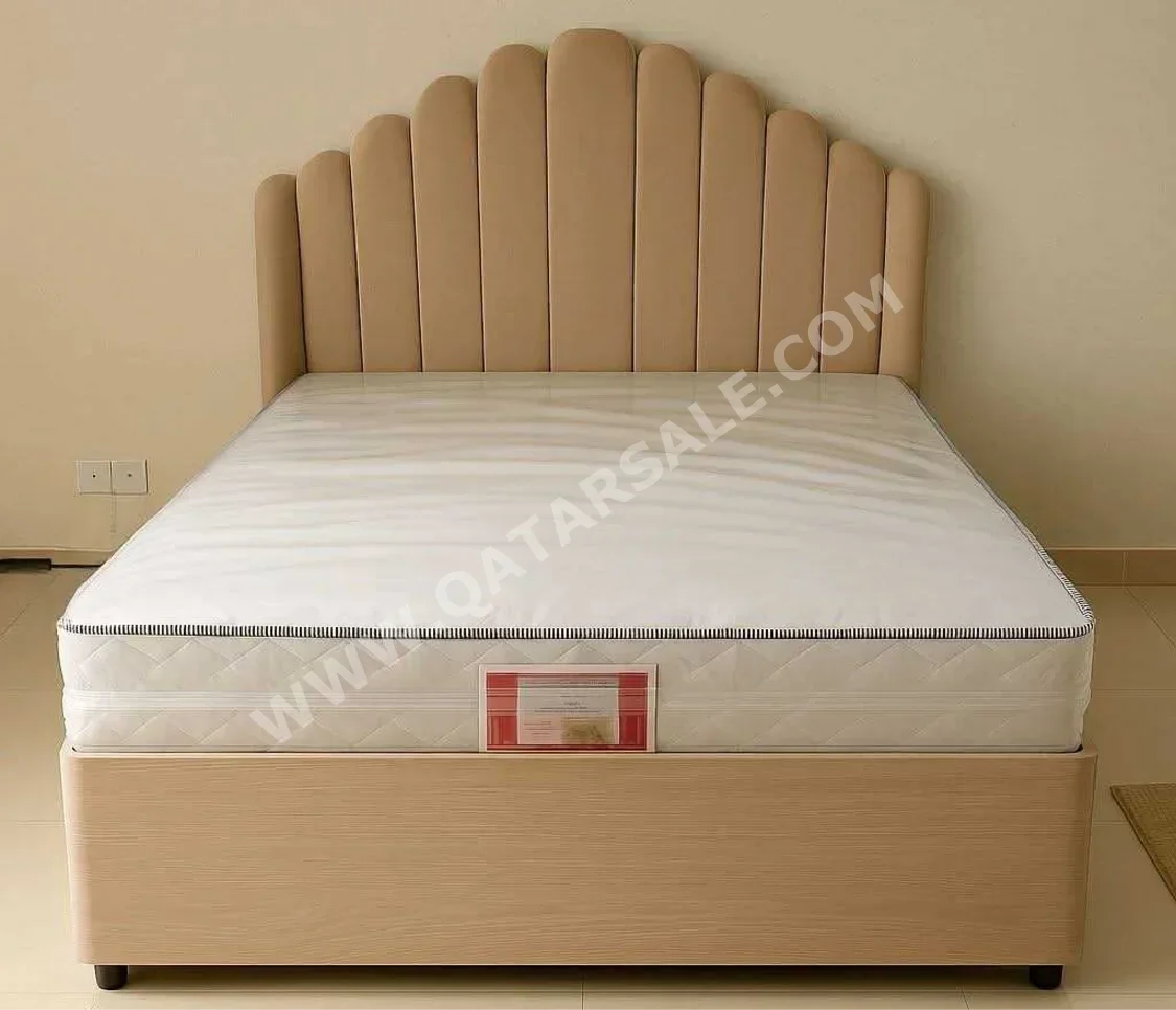 Beds - Queen - Yellow - Mattress Included