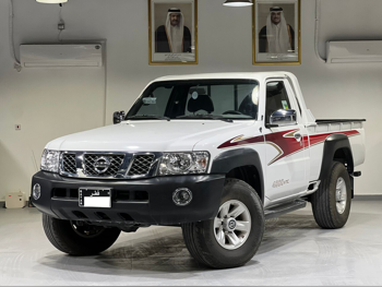 نيسان  باترول  اس جي ال  2021  عادي  59,000 كم  6 سلندر  دفع رباعي  بيكب  أبيض