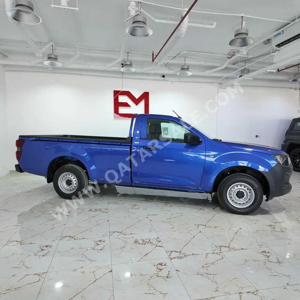 اسوزو  دي-ماكس  2026  عادي  0 كم  4 سلندر  دفع خلفي  بيكب  ازرق  تحت الضمان