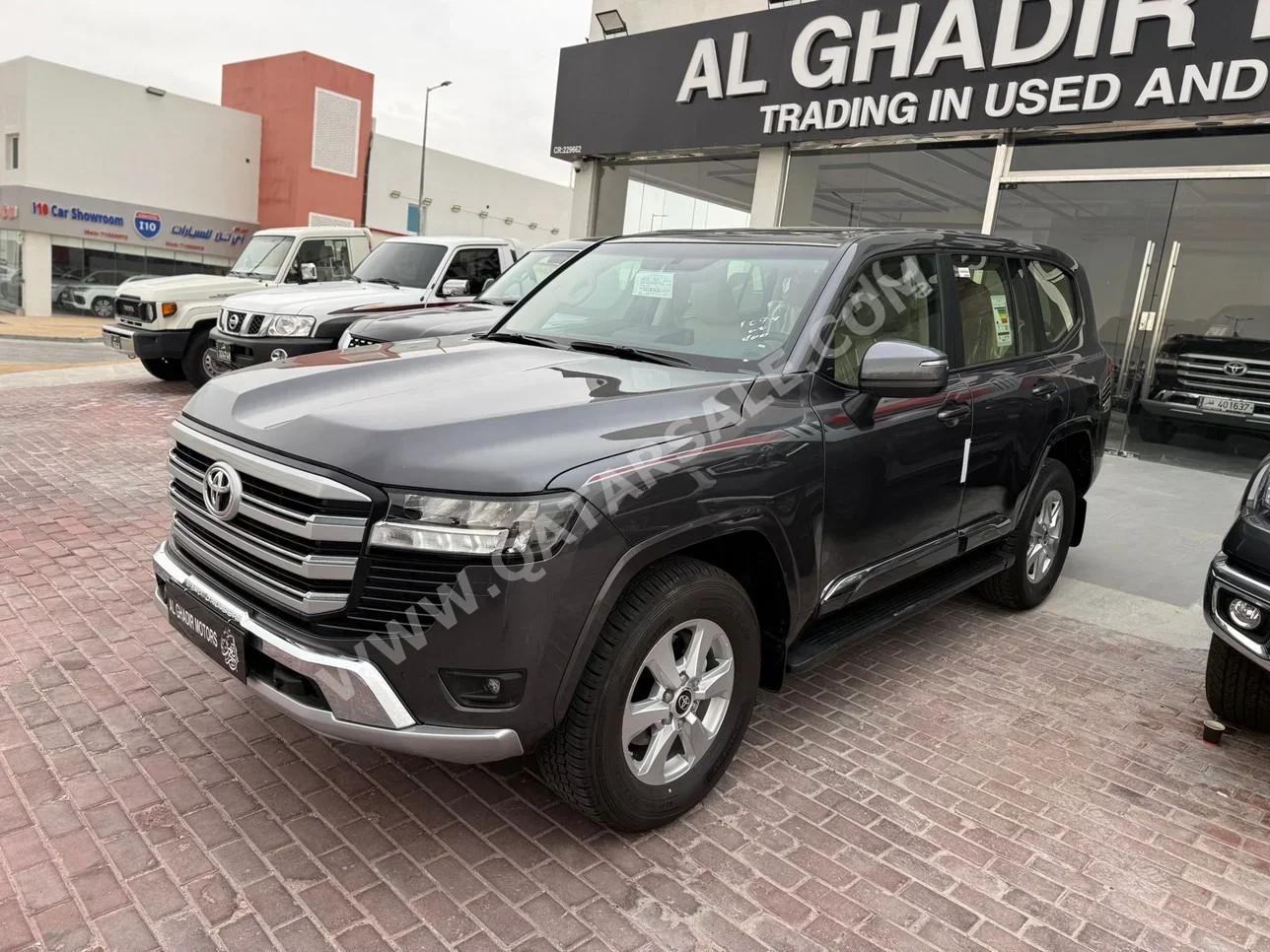 Toyota  Land Cruiser  GXR  2025  Automatic  0 Km  6 Cylinder  Four Wheel Drive (4WD)  SUV  Gray  With Warranty
