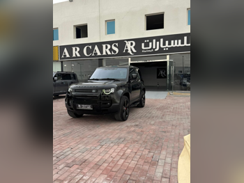 Land Rover  Defender  90 HSE  2022  Automatic  110,000 Km  6 Cylinder  Four Wheel Drive (4WD)  SUV  Black  With Warranty