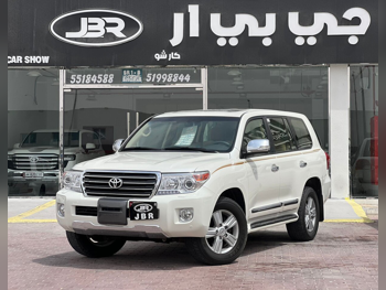 Toyota  Land Cruiser  GXR  2014  Automatic  380,000 Km  8 Cylinder  Four Wheel Drive (4WD)  SUV  White
