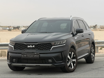 Kia  Sorento  2023  Automatic  129,000 Km  6 Cylinder  Four Wheel Drive (4WD)  SUV  Gray
