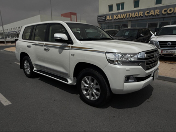 Toyota  Land Cruiser  GXR  2016  Automatic  191,000 Km  6 Cylinder  Four Wheel Drive (4WD)  SUV  Pearl