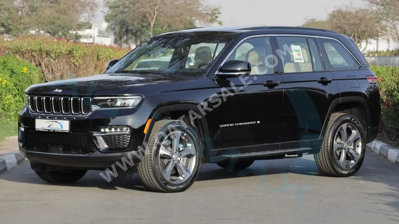 Jeep Grand Cherokee Limited 2025 Automatic 0 Km 6 Cylinder Four Wheel Drive (4WD) SUV Black With Warranty