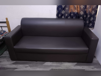 الأرائك والكنب والكراسي كنبة بثلاث مقاعد - جلدية الماتش