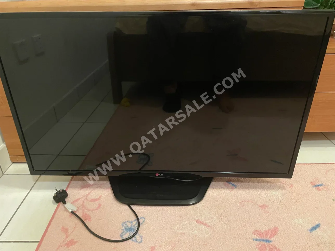 Television (TV) LG  - 42 Inch  - Full HD  - With Sound System