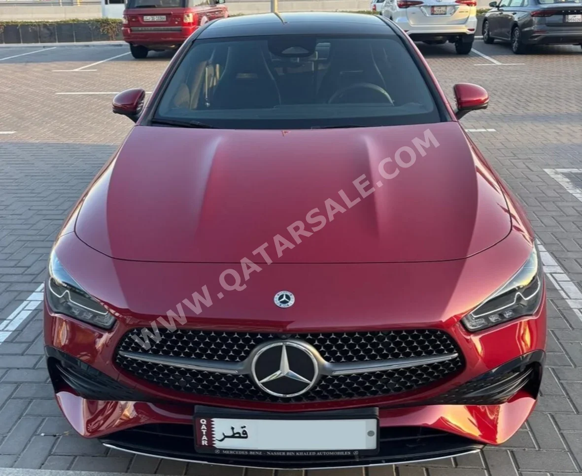 مرسيدس - بنز سي ال ايه 250 اي ام جي 2024 اوتوماتيك 15,000 كم 4 سلندر دفع خلفي سيدان عنابي تحت الضمان