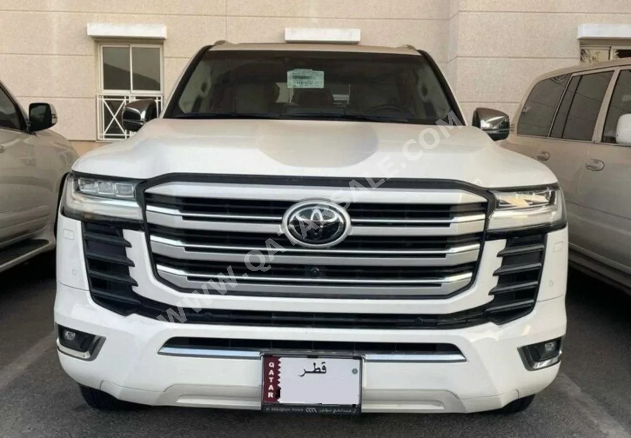 تويوتا  لاند كروزر  في اكس ار توين توربو  2023  اوتوماتيك  13,249 كم  6 سلندر  دفع رباعي  اس يو في  أبيض  تحت الضمان
