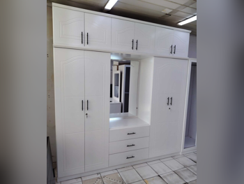 خزائن ودواليب الملابس والزينة - دوحة فيرنيتشر  - خزائن  - أبيض