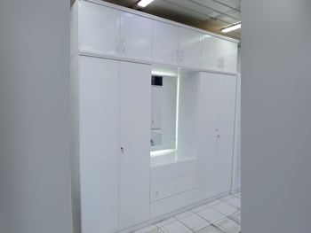 خزائن ودواليب الملابس والزينة - دوحة فيرنيتشر  - خزائن  - أبيض