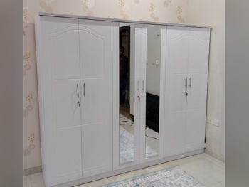 خزائن ودواليب الملابس والزينة - دوحة فيرنيتشر  - خزائن  - أبيض