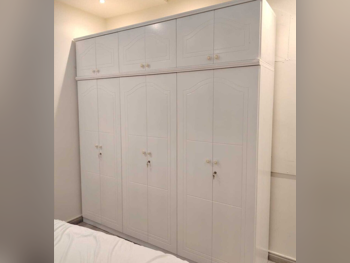 خزائن ودواليب الملابس والزينة - دوحة فيرنيتشر  - خزائن  - أبيض