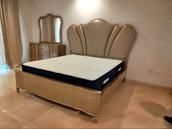 الأسّرة - كينج