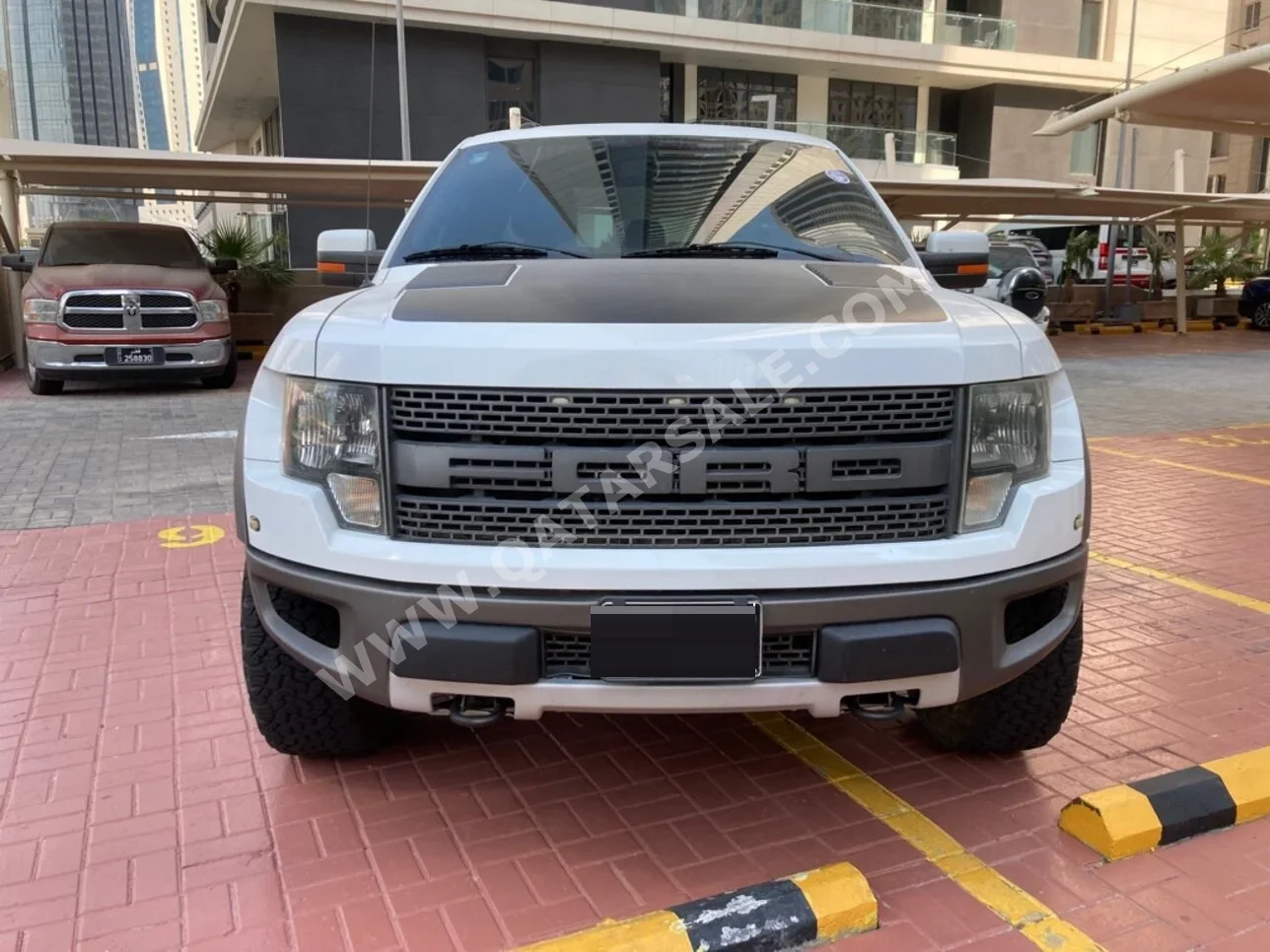 فورد  رابتر  أس في تي  2012  اوتوماتيك  227,000 كم  8 سلندر  دفع رباعي  بيكب  أبيض