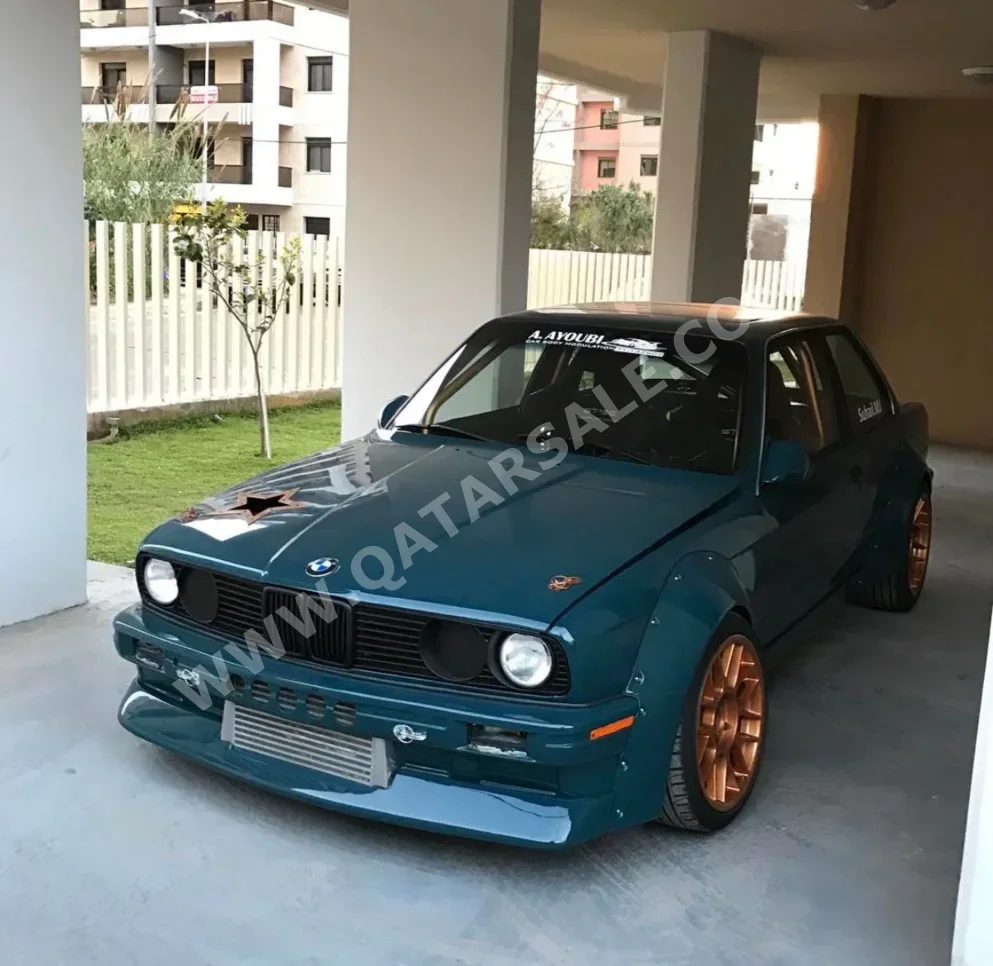 بي ام دبليو  الفئة - ام  3  1989  عادي  0 كم  6 سلندر  دفع خلفي  سيدان  بترولي