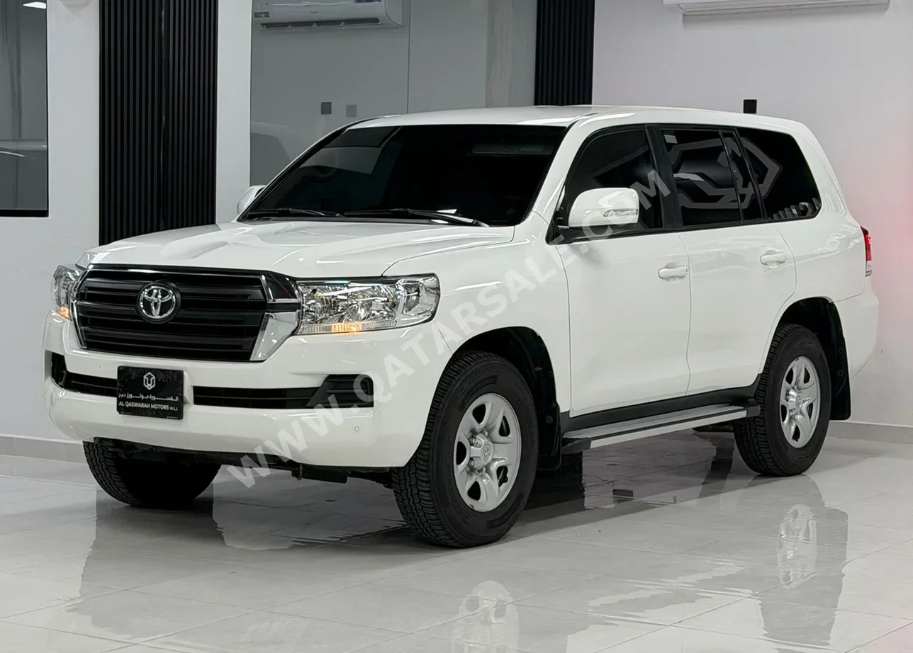 Toyota  Land Cruiser  GX  2018  Automatic  188,000 Km  6 Cylinder  Four Wheel Drive (4WD)  SUV  White