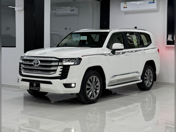 Toyota  Land Cruiser  GXR Twin Turbo  2026  Automatic  0 Km  6 Cylinder  Four Wheel Drive (4WD)  SUV  White  With Warranty