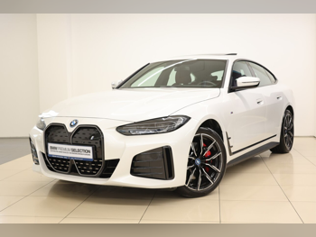 بي ام دبليو  الفئة - اي  4  2024  اوتوماتيك  27,000 كم  4 سلندر  دفع خلفي  سيدان  أبيض  تحت الضمان