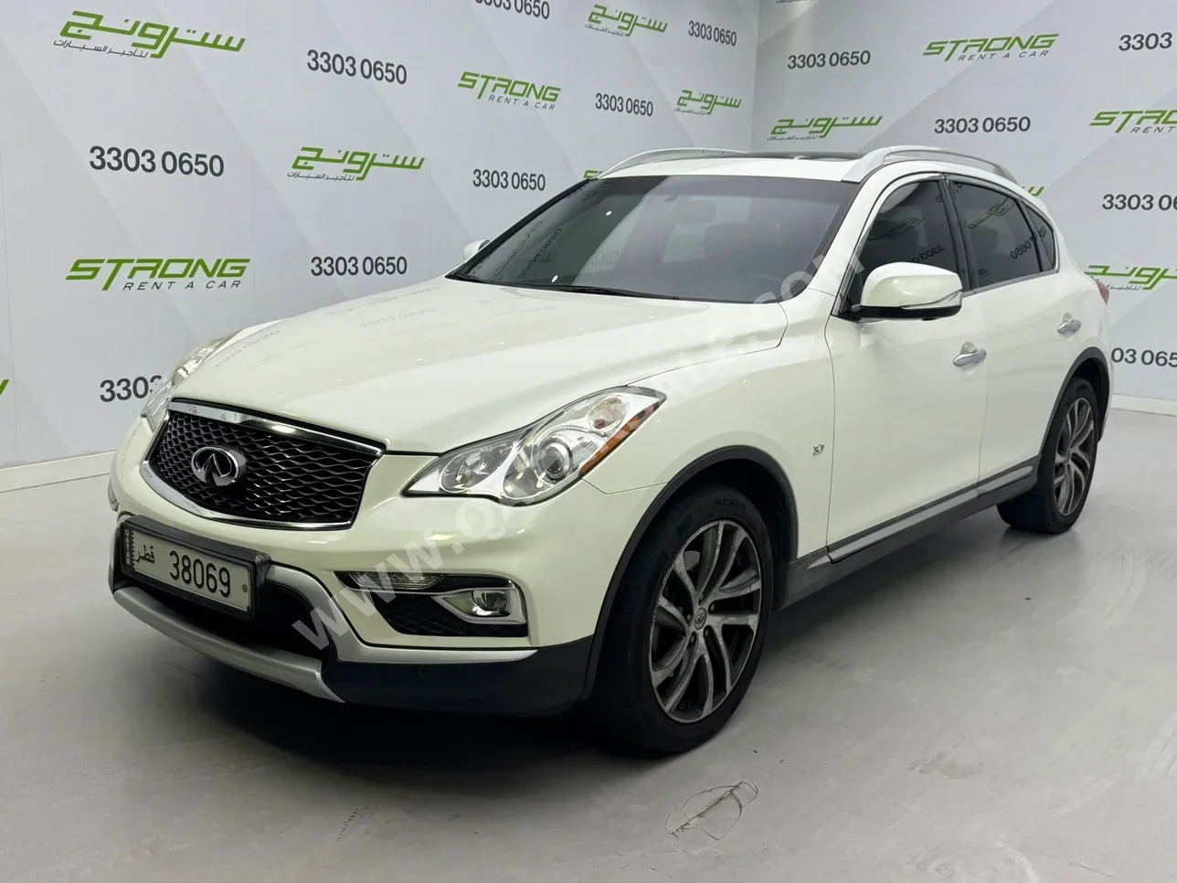 Infiniti  QX  50  2017  Automatic  160,000 Km  6 Cylinder  Four Wheel Drive (4WD)  SUV  White