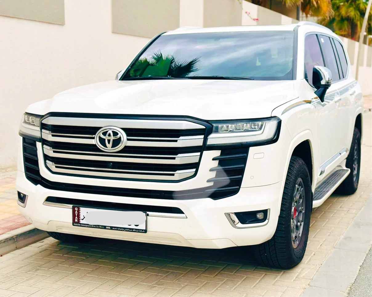Toyota Land Cruiser VX 2023 Automatic 69,000 Km 6 Cylinder Four Wheel Drive (4WD) SUV White With Warranty