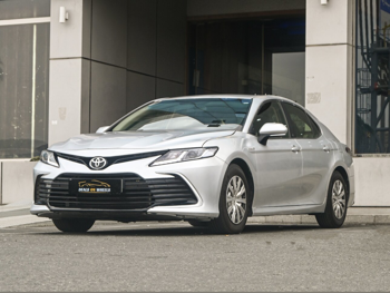Toyota  Camry  LE  2022  Automatic  360,000 Km  4 Cylinder  Front Wheel Drive (FWD)  Sedan  Silver