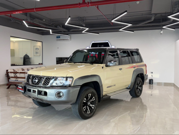 نيسان  باترول  سوبر سفاري  2023  اوتوماتيك  48,000 كم  6 سلندر  دفع رباعي  اس يو في  بيج  تحت الضمان