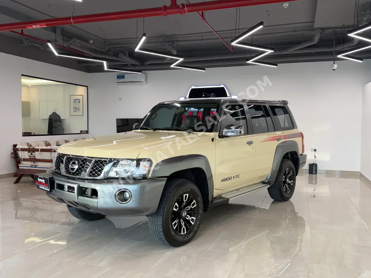 نيسان  باترول  سوبر سفاري  2023  اوتوماتيك  48,000 كم  6 سلندر  دفع رباعي  اس يو في  بيج  تحت الضمان