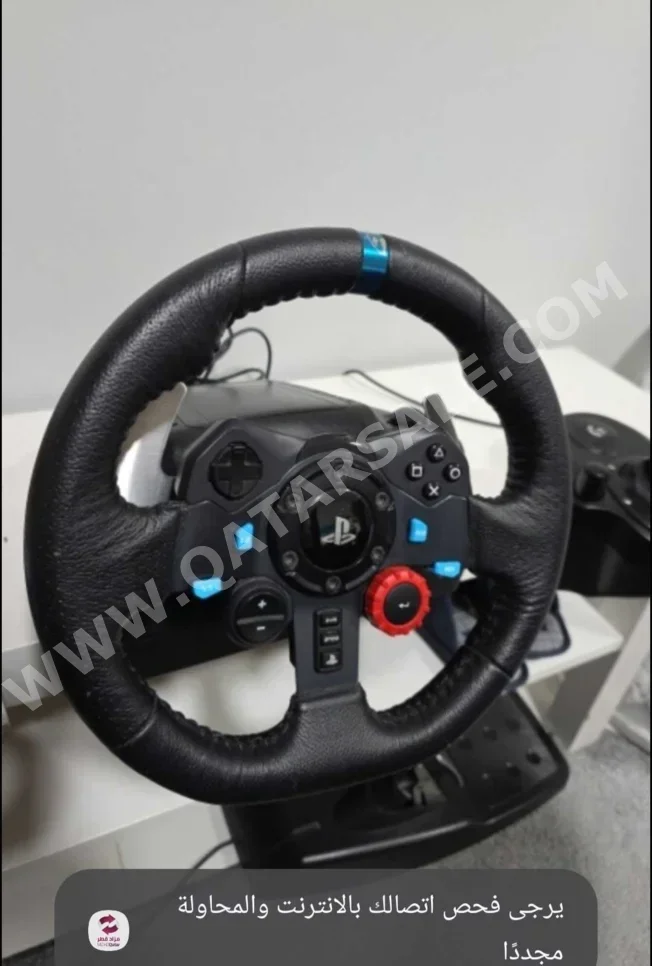 ملحقات اجهزة العاب الفيديو عجلة القيادة مع مغير السرع  - سوني  - بلاي ستيشن 4  - أسود