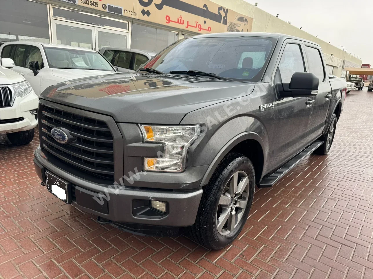 Ford  F  150  2015  Automatic  276,000 Km  8 Cylinder  Four Wheel Drive (4WD)  Pick Up  Gray