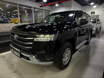 Toyota  Land Cruiser  GX  2024  Automatic  81,000 Km  6 Cylinder  Four Wheel Drive (4WD)  SUV  Black  With Warranty