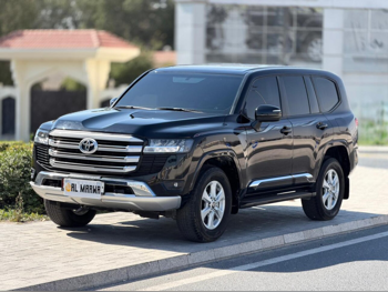 تويوتا  لاند كروزر  جي اكس ار توين توربو  2024  اوتوماتيك  13,000 كم  6 سلندر  دفع رباعي  اس يو في  أسود  تحت الضمان